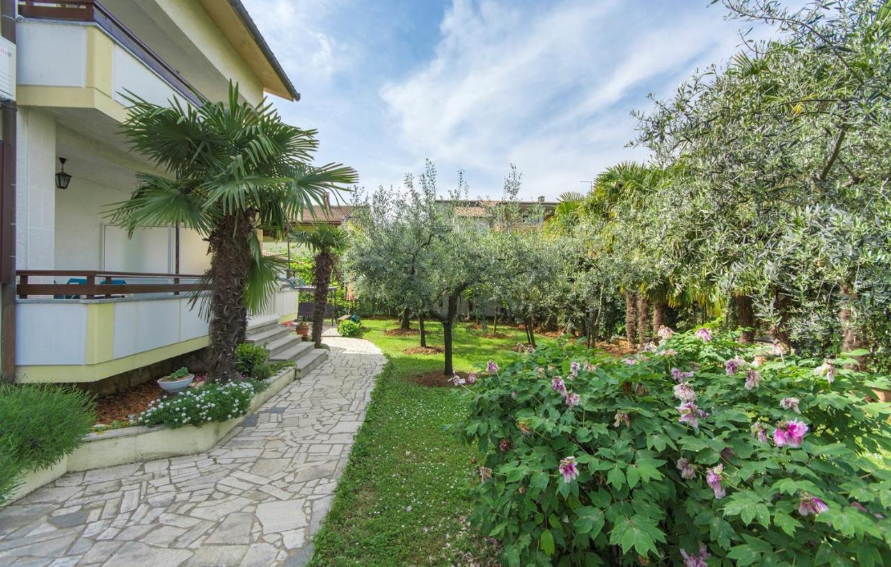 Emili Guest house 3*